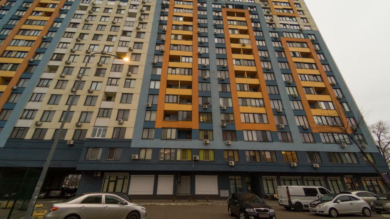 Kvartirkoff Na Bogatirskaya 6A, 2 Floor Apartment Kyiv Exterior photo