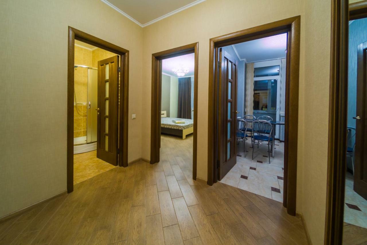 Kvartirkoff Na Bogatirskaya 6A, 2 Floor Apartment Kyiv Exterior photo